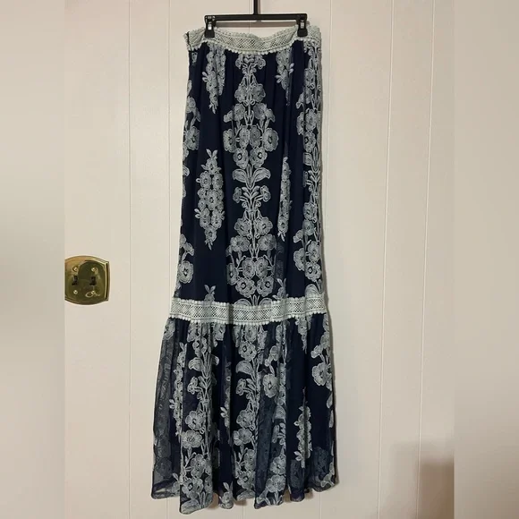 Arissa Embroidered Maxi Skirt in Navy - Picture 4 of 14